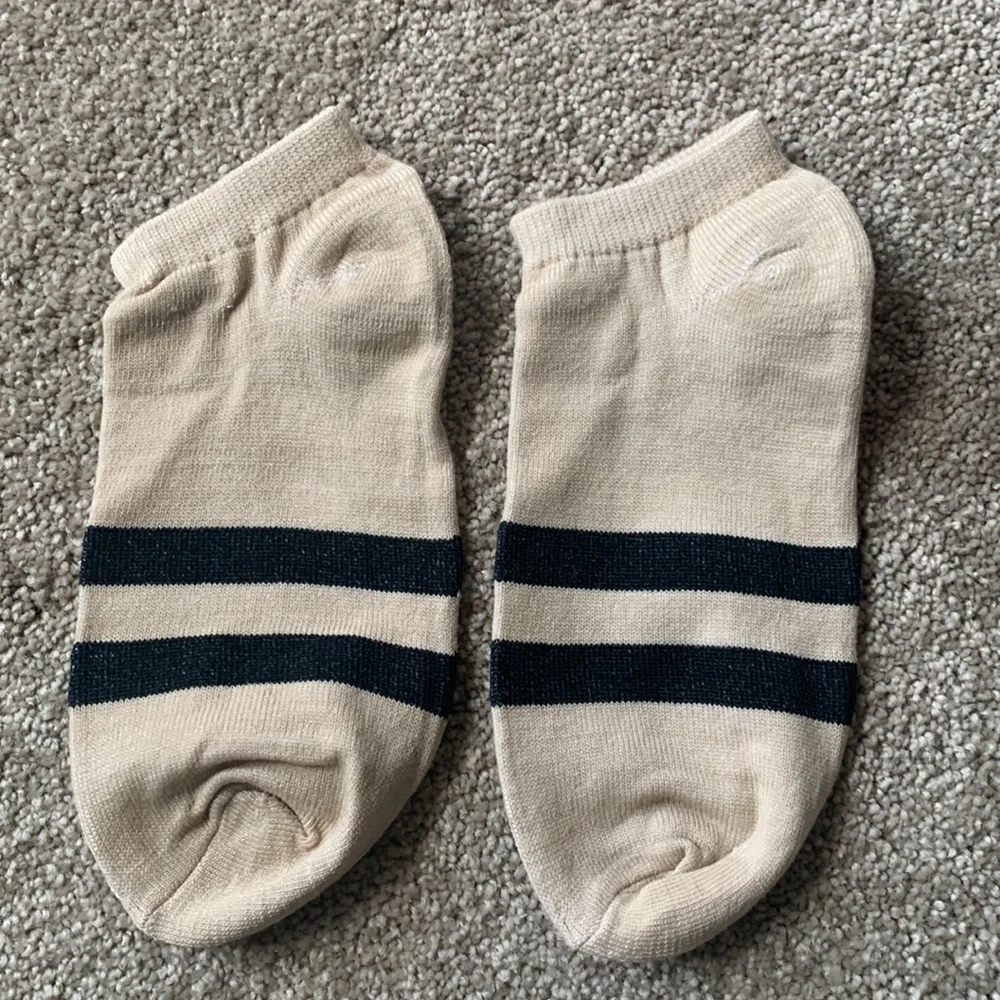 Multiple colored socks - Picture 5 of 6